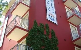 Hotel Emperador